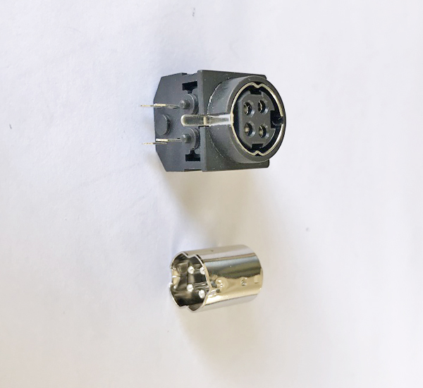 深圳防水插头如何应对恶劣的环境使用？